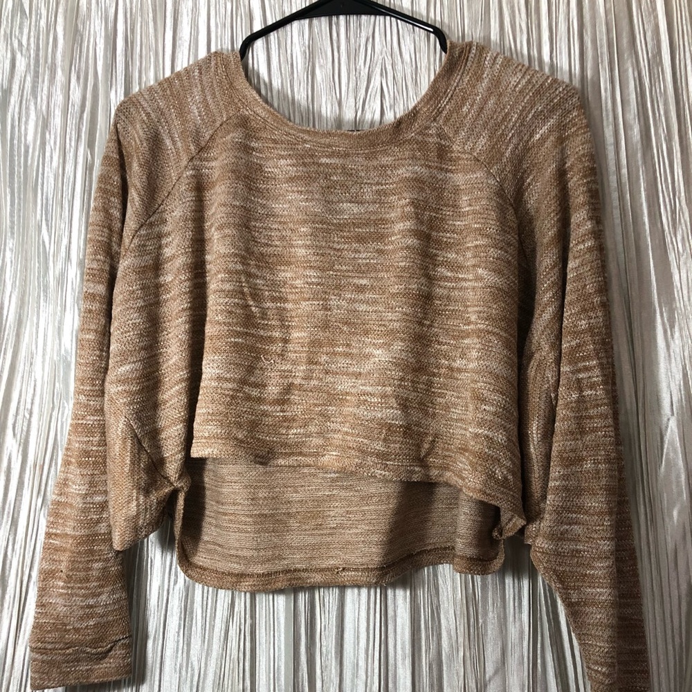 **SOLD** Cropped long sleeve taupe sweater - Picture 2 of 3